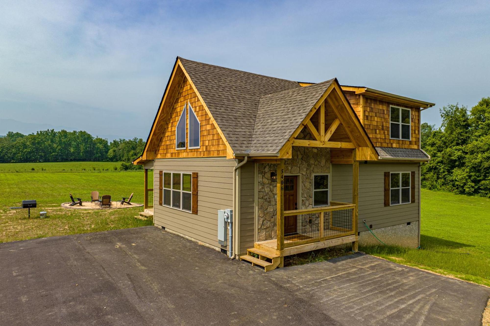 Misty Morning Meadow Breathtaking Smoky Mountain Cabin With Hot Tub, Views, & Free Tickets Villa Cosby Exterior photo