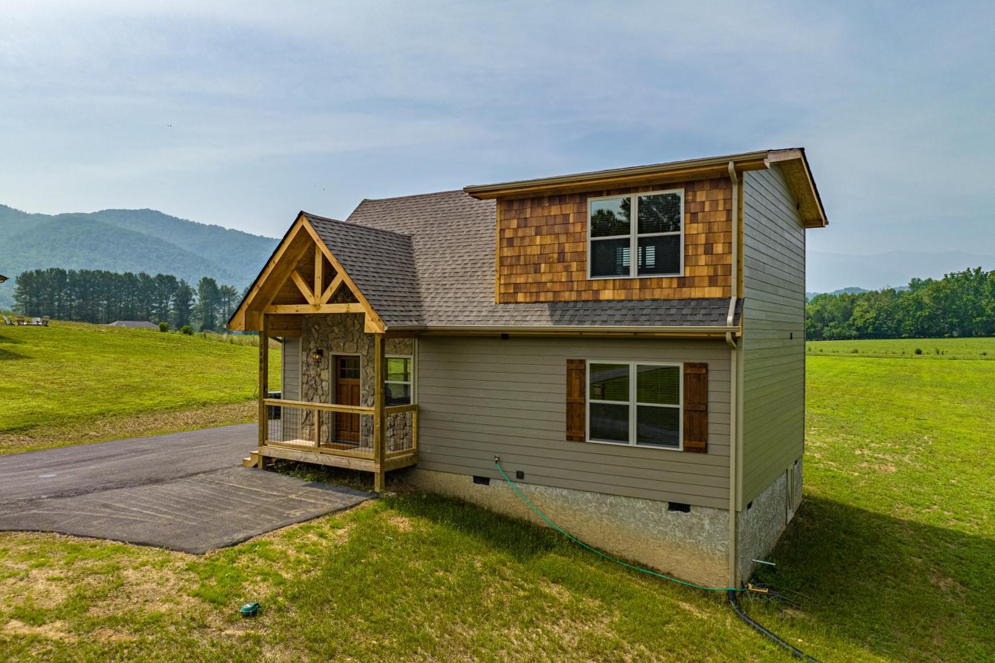 Misty Morning Meadow Breathtaking Smoky Mountain Cabin With Hot Tub, Views, & Free Tickets Villa Cosby Exterior photo